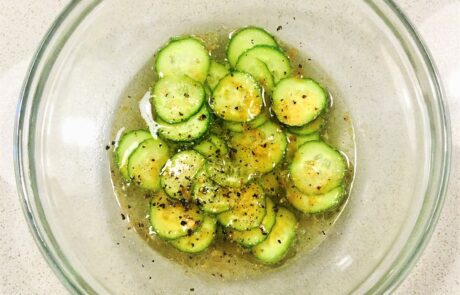 quick pickling cucumbers