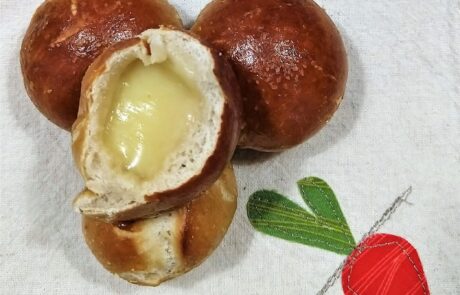 pretzel bites full of smoked gouda